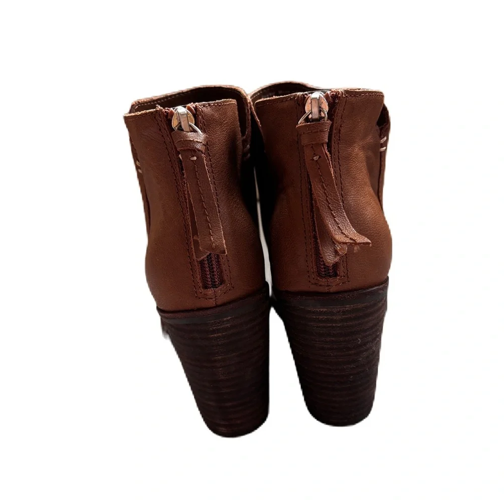 BP Jett Cognac Leather Brown Ankle Boots Block High Heel Boot Size 9 BP. Booties